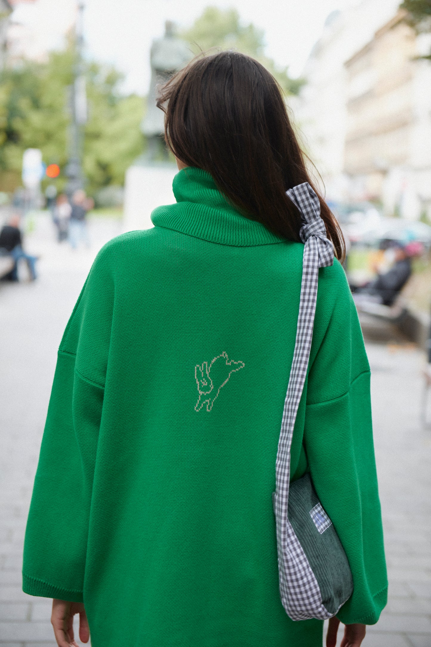 HUG jumper rabbit
