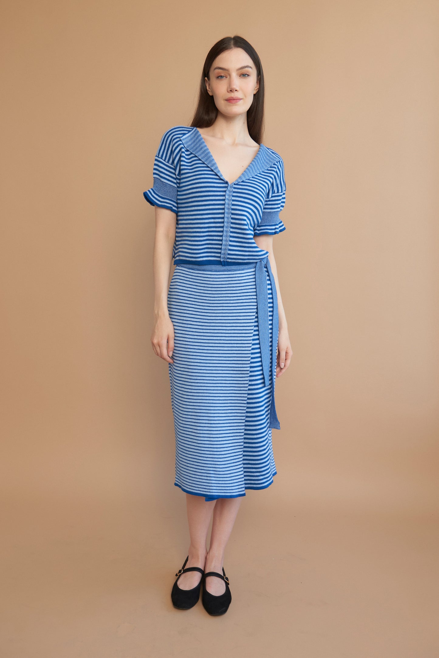 NOK skirt sea wave