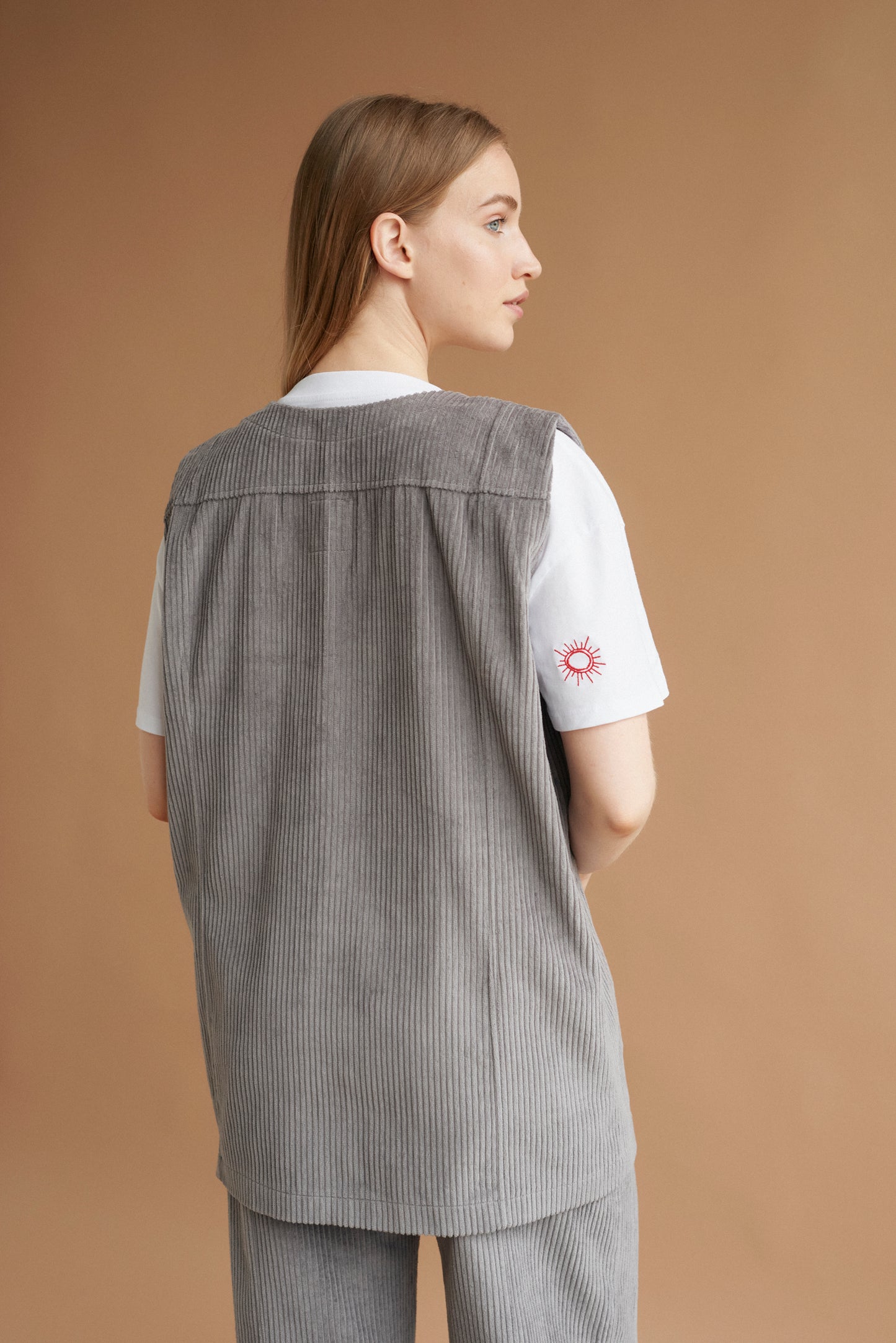 CLEA vest stone