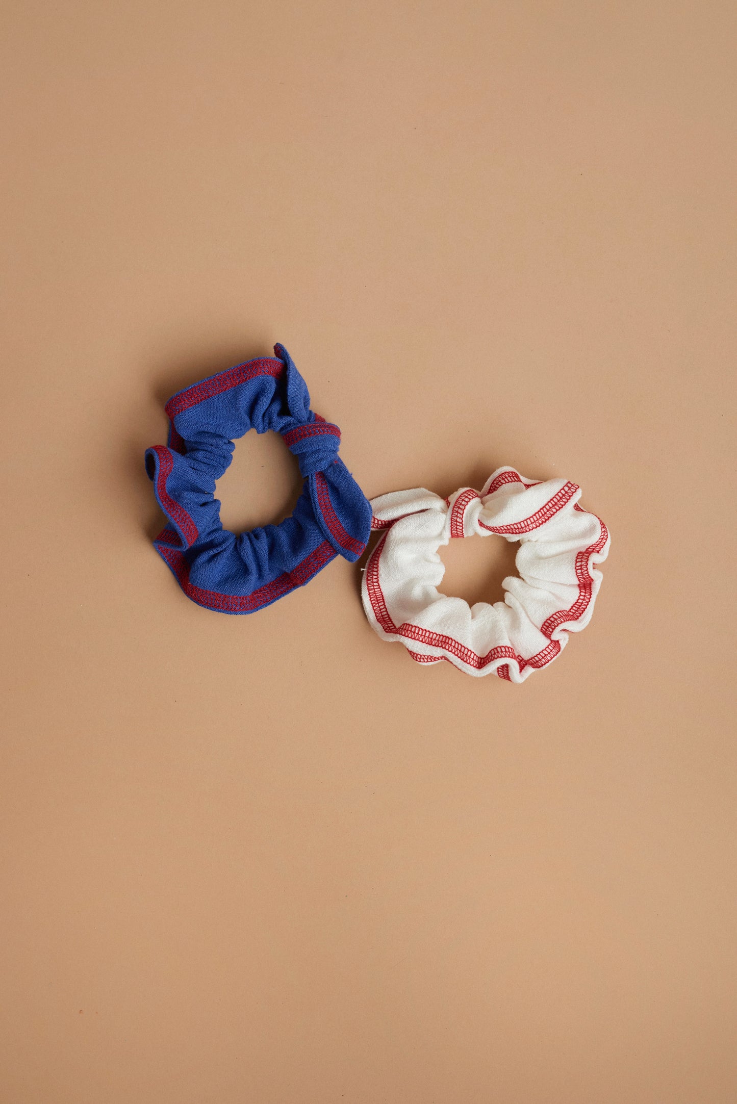 Scrunchie blue highlight
