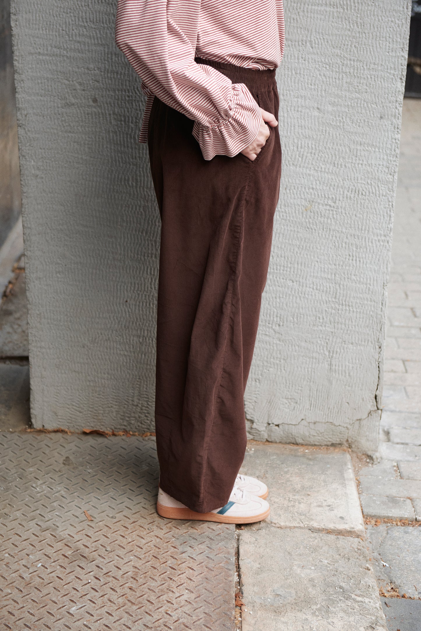 BARREL pants brown babycord