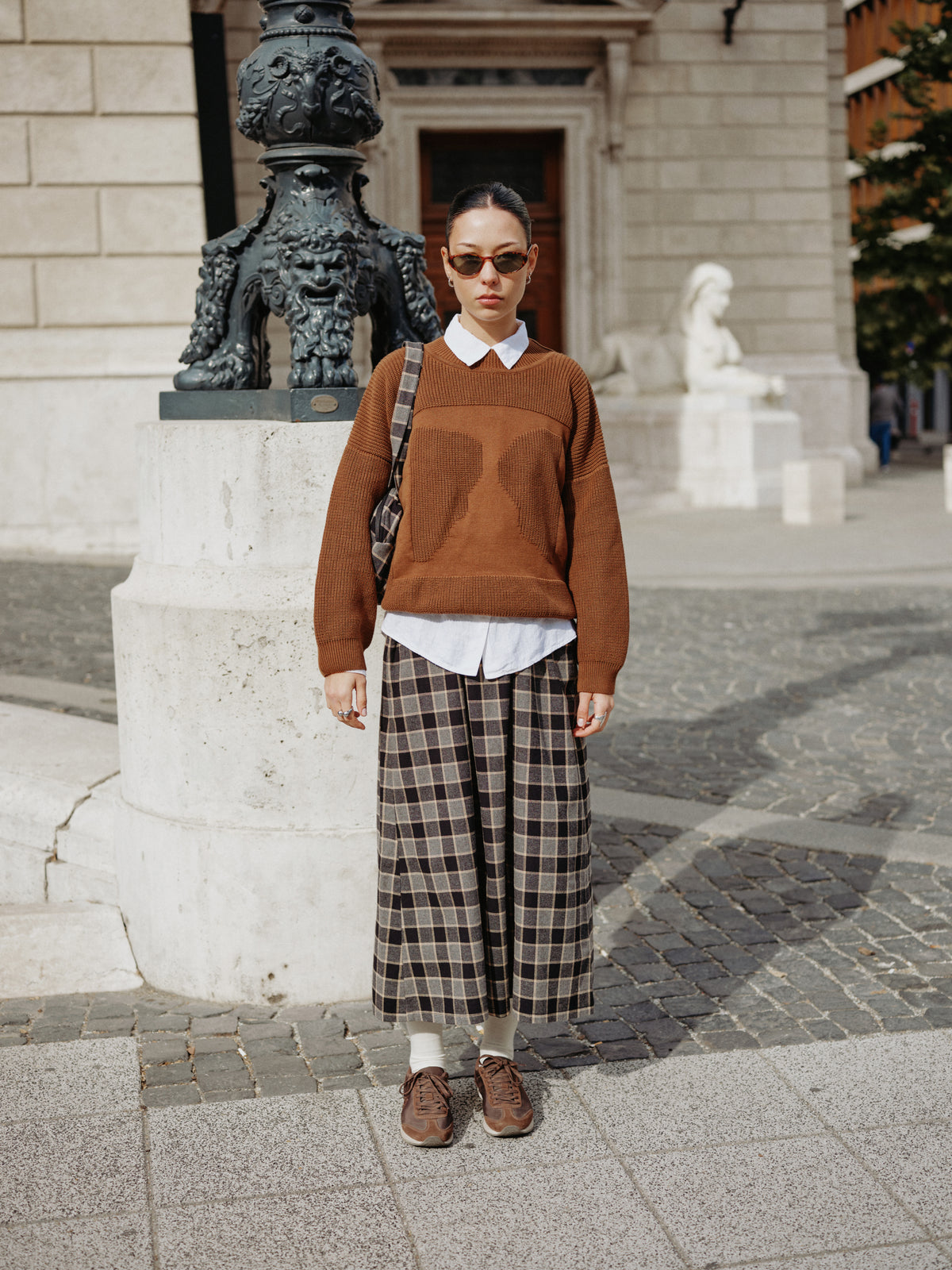 MOA jumper coffee  - PREORDER
