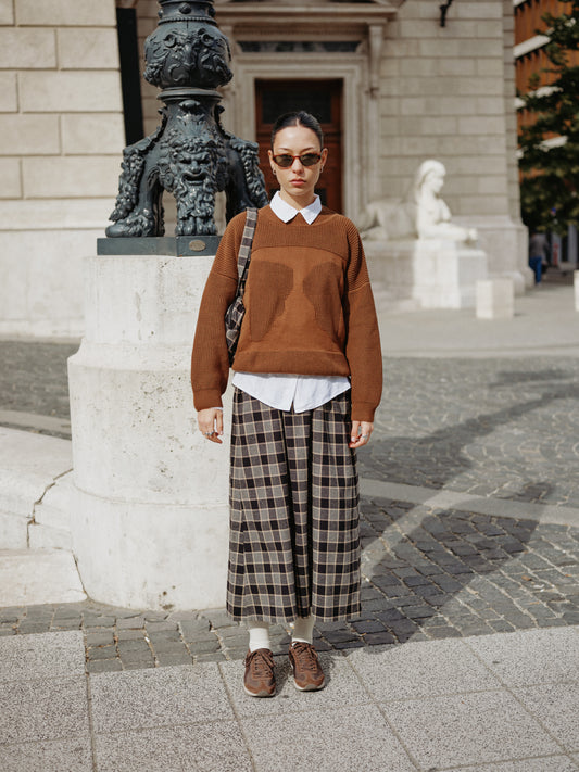 MOA jumper coffee  - PREORDER