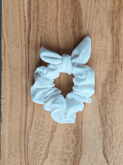 Scrunchie white