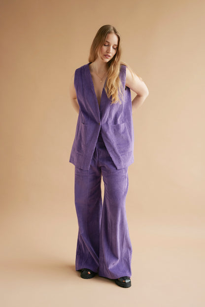 CLEA vest iris